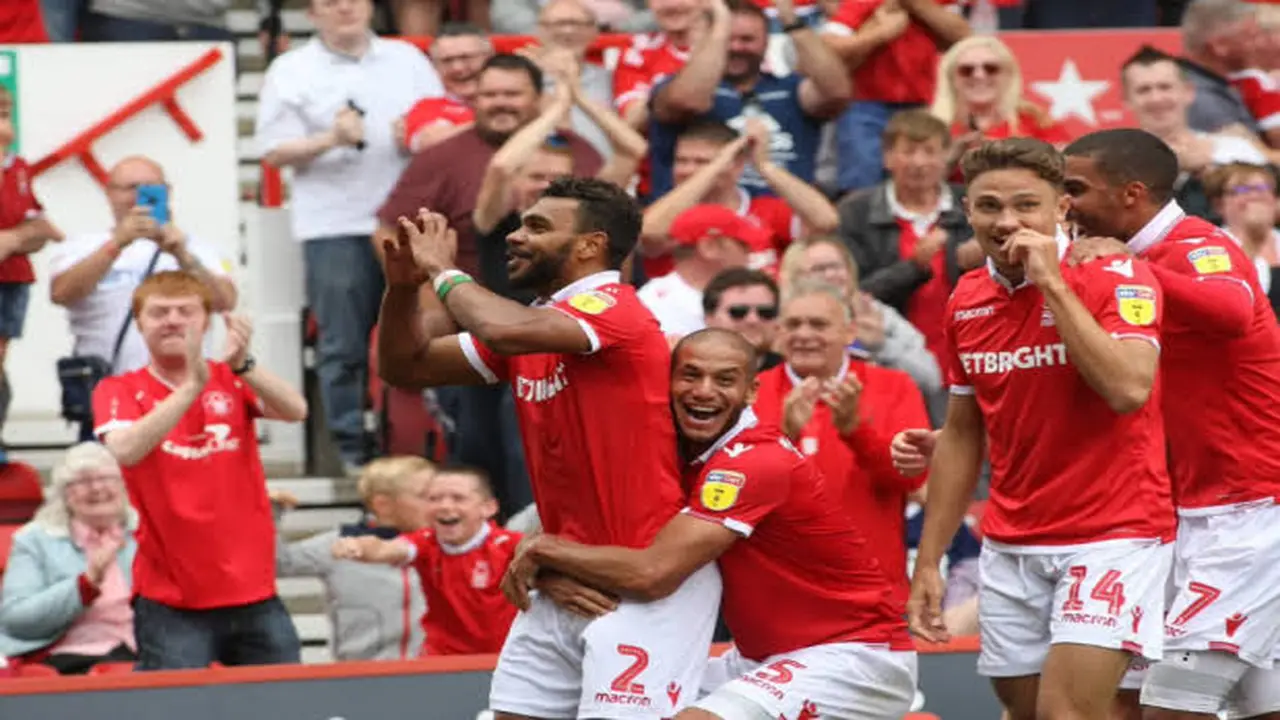 نوتينجهام فورست يتأهل لنصف نهائي الدوري الأوروبي بالفوز على بورتو